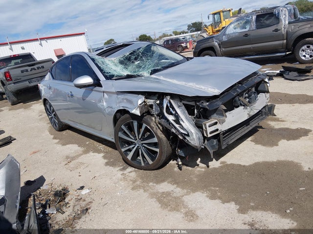Auction sale of the 2019 Nissan Altima 2.5 Platinum, vin: 1N4BL4FV9KC150948, lot number: 46168800
