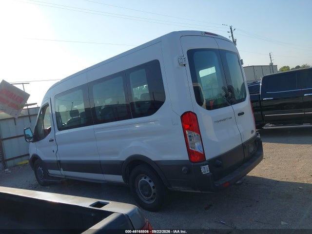 46168806 :رقم المزاد ، 1FBAX2CM9FKA52822 vin ، 2015 Ford Transit-350 Xl مزاد بيع