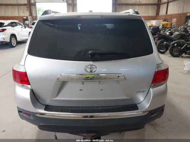 Продажа на аукционе авто 2012 Toyota Highlander Base V6, vin: 5TDBK3EH6CS126724, номер лота: 46168825