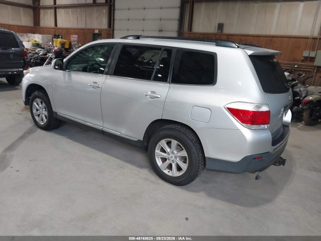 Продажа на аукционе авто 2012 Toyota Highlander Base V6, vin: 5TDBK3EH6CS126724, номер лота: 46168825