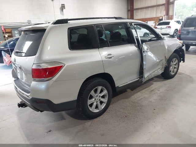 Продажа на аукционе авто 2012 Toyota Highlander Base V6, vin: 5TDBK3EH6CS126724, номер лота: 46168825