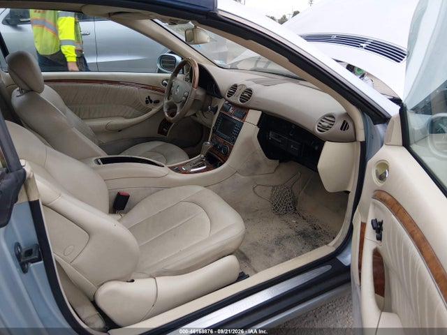 2006 Mercedes-benz Clk 350 მანქანა იყიდება აუქციონზე, vin: WDBTK56F86T072795, აუქციონის ნომერი: 46168876