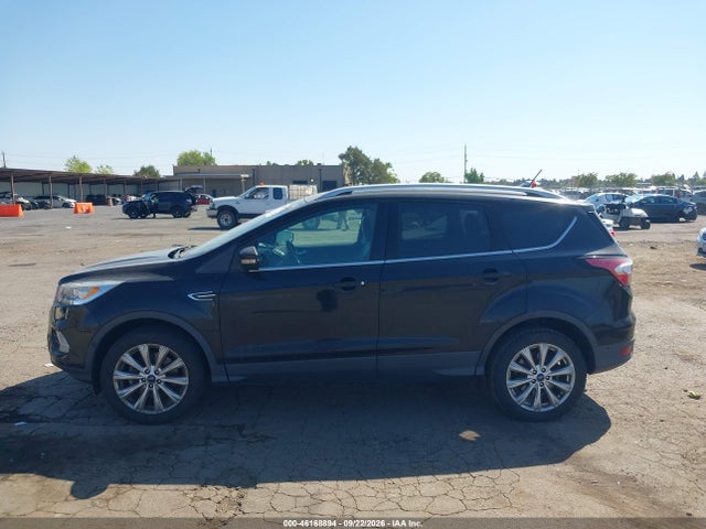 Ford Escape Titanium 2018 1FMCU9J93JUB13093 Image 14