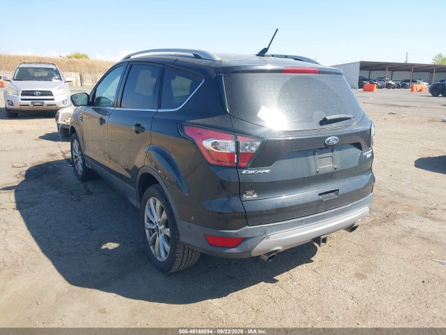 Ford Escape Titanium 2018 1FMCU9J93JUB13093 Image 3
