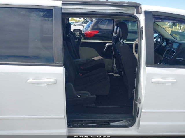 2C4RDGCG4ER265904 Dodge Grand Caravan Sxt