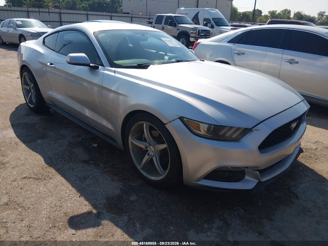 2015 Ford Mustang V6 მანქანა იყიდება აუქციონზე, vin: 1FA6P8AMXF5313970, აუქციონის ნომერი: 46168955