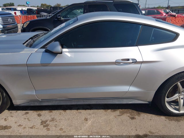 2015 Ford Mustang V6 მანქანა იყიდება აუქციონზე, vin: 1FA6P8AMXF5313970, აუქციონის ნომერი: 46168955