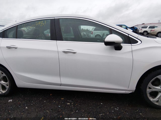 46168981 :رقم المزاد ، 1G1BF5SM3H7219812 vin ، 2017 Chevrolet Cruze Premier Auto مزاد بيع