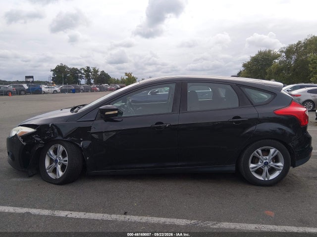 2014 Ford Focus Se მანქანა იყიდება აუქციონზე, vin: 1FADP3K27EL335877, აუქციონის ნომერი: 46169007