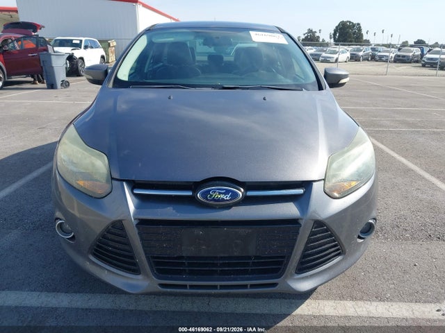 Ford Focus Titanium 2014 1FADP3J20EL382573 Image 12