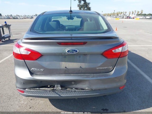 Ford Focus Titanium 2014 1FADP3J20EL382573 Image 16