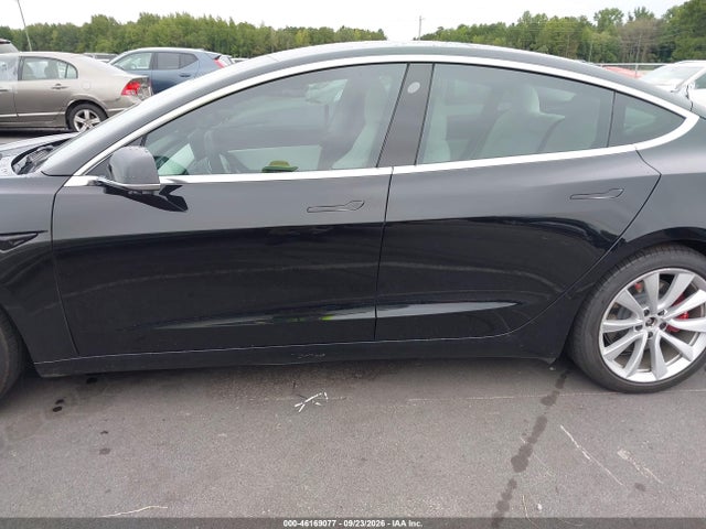 Продажа на аукционе авто 2019 Tesla Model 3 Long Range/performance, vin: 5YJ3E1EB0KF192443, номер лота: 46169077