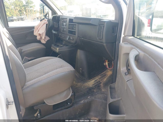 Продаж на аукціоні авто 2015 Gmc Savana Cutaway 3500, vin: 1GD072CG2F1194710, номер лоту: 46169080