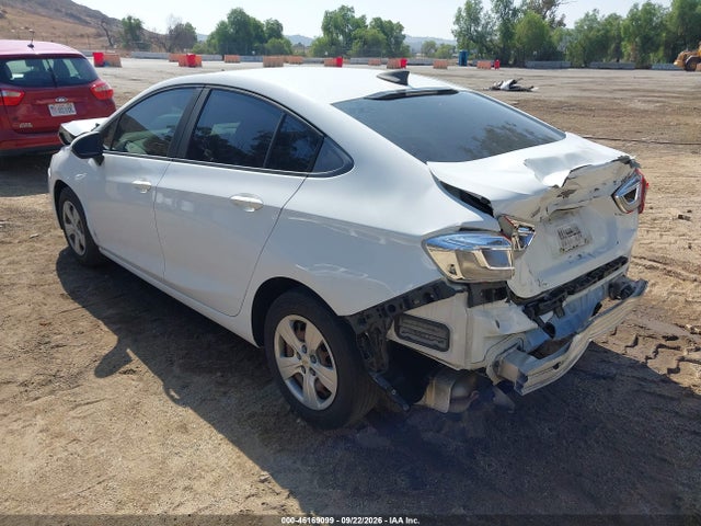 Chevrolet Cruze Ls Auto 2017 1G1BC5SM6H7222227 Image 3