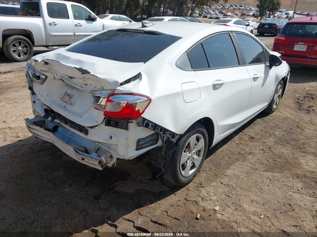 Chevrolet Cruze Ls Auto 2017 1G1BC5SM6H7222227 Image 4