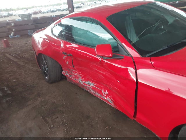 Ford Mustang Ecoboost 2018 1FA6P8TH7J5176639 Image 17