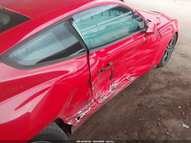 Ford Mustang Ecoboost 2018 1FA6P8TH7J5176639 Image 18