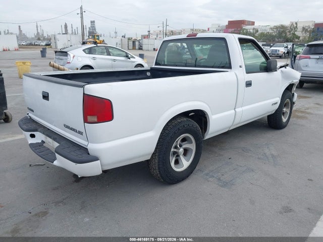 2000 Chevrolet S-10 Ls მანქანა იყიდება აუქციონზე, vin: 1GCCS144XY8126132, აუქციონის ნომერი: 46169175
