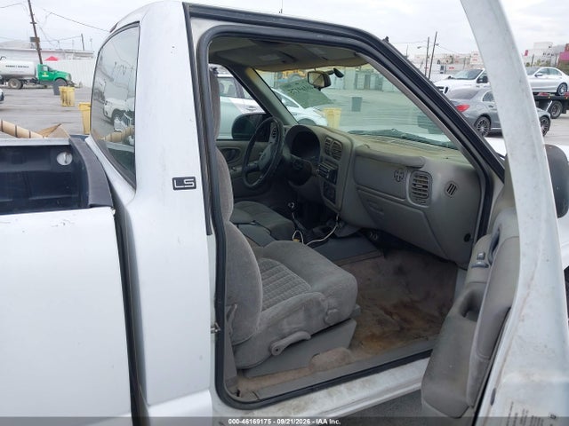 2000 Chevrolet S-10 Ls მანქანა იყიდება აუქციონზე, vin: 1GCCS144XY8126132, აუქციონის ნომერი: 46169175