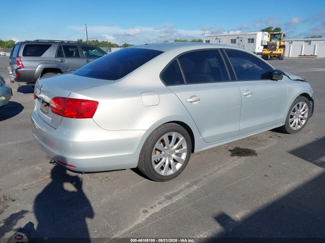 46169195 :رقم المزاد ، 3VW2K7AJ1BM103105 vin ، 2011 Volkswagen Jetta 2.0l S مزاد بيع