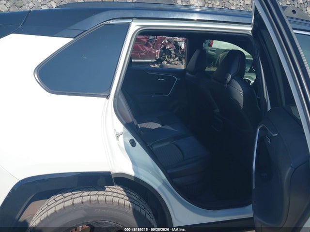 Продаж на аукціоні авто 2019 Toyota Rav4 Hybrid Xse, vin: JTMEWRFV5KJ017501, номер лоту: 46169215