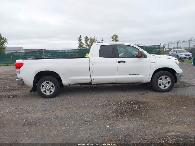 Продажа на аукционе авто 2011 Toyota Tundra Grade 5.7l V8, vin: 5TFCY5F18BX012541, номер лота: 46169298