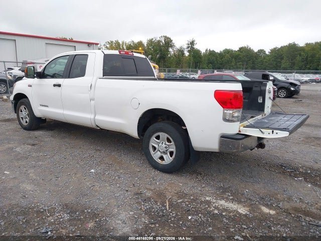 Продажа на аукционе авто 2011 Toyota Tundra Grade 5.7l V8, vin: 5TFCY5F18BX012541, номер лота: 46169298