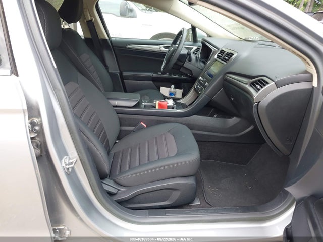 46169304 :رقم المزاد ، 3FA6P0LU4LR139434 vin ، 2020 Ford Fusion Se مزاد بيع