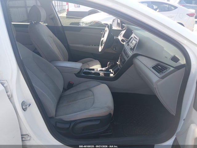 Продажа на аукционе авто 2015 Hyundai Sonata Se, vin: 5NPE24AF9FH002125, номер лота: 46169325