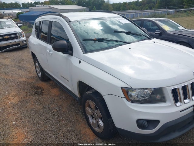 2015 Jeep Compass Sport მანქანა იყიდება აუქციონზე, vin: 1C4NJCBA6FD273391, აუქციონის ნომერი: 46169334