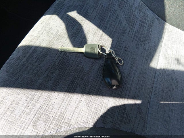 2004 Honda Cr-v Lx მანქანა იყიდება აუქციონზე, vin: JHLRD68464C011372, აუქციონის ნომერი: 46169369