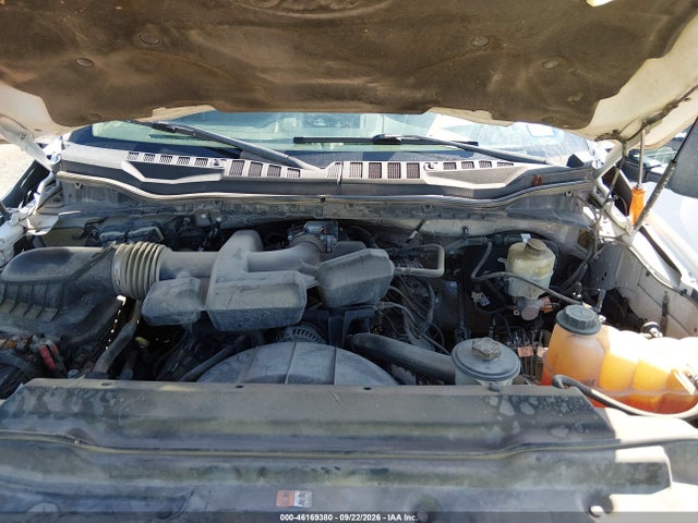 46169380 :رقم المزاد ، 1FT7X2B60JEB52761 vin ، 2018 Ford F-250 Xl مزاد بيع