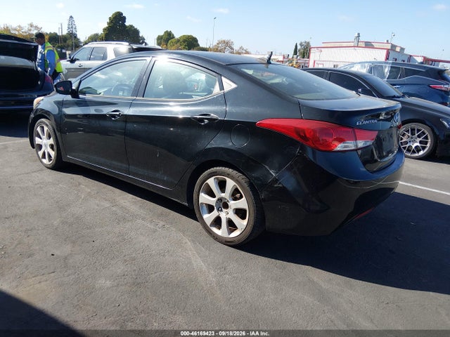 2013 Hyundai Elantra Limited მანქანა იყიდება აუქციონზე, vin: KMHDH4AE5DU820810, აუქციონის ნომერი: 46169423
