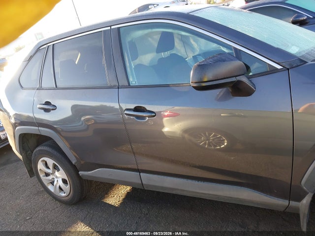 Toyota RAV4 LE 2022 2T3H1RFV4NW221448 Image 14