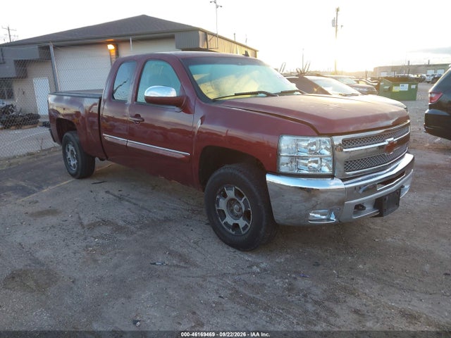 46169469 :رقم المزاد ، 1GCRKSE71DZ267328 vin ، 2013 Chevrolet Silverado 1500 Lt مزاد بيع