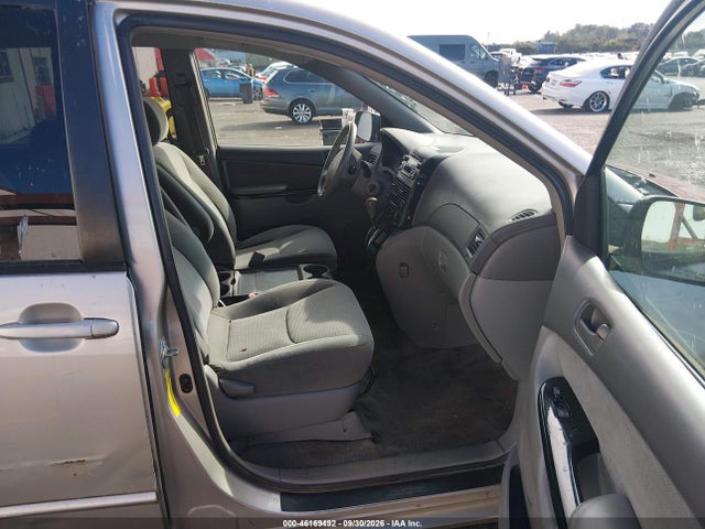 46169492 :رقم المزاد ، 5TDZA23C65S334334 vin ، 2005 Toyota Sienna Le مزاد بيع