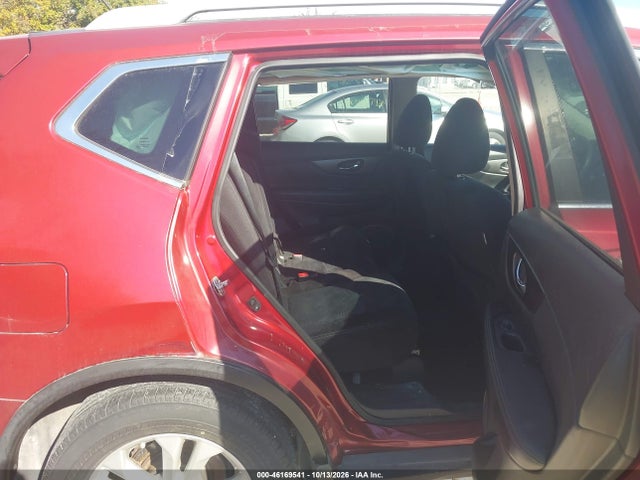 Продажа на аукционе авто 2015 Nissan Rogue Sv, vin: 5N1AT2ML7FC764071, номер лота: 46169541