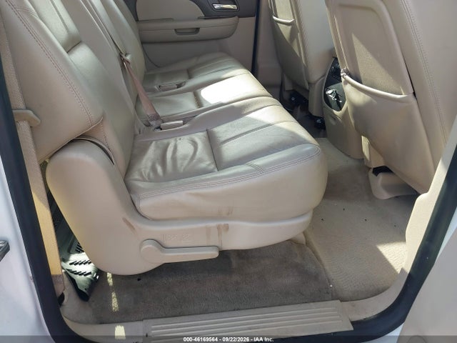 Auction sale of the 2013 Chevrolet Suburban 1500 Lt, vin: 1GNSKJE70DR258574, lot number: 46169564