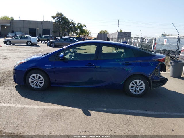 2016 Toyota Prius Two მანქანა იყიდება აუქციონზე, vin: JTDKBRFU6G3526031, აუქციონის ნომერი: 46169581