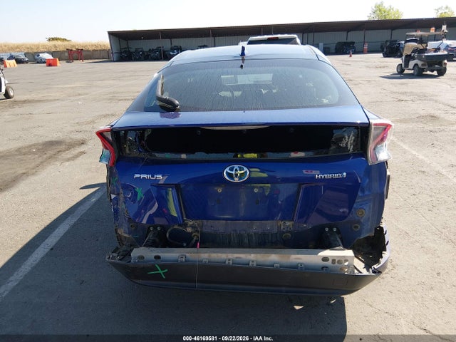 2016 Toyota Prius Two მანქანა იყიდება აუქციონზე, vin: JTDKBRFU6G3526031, აუქციონის ნომერი: 46169581