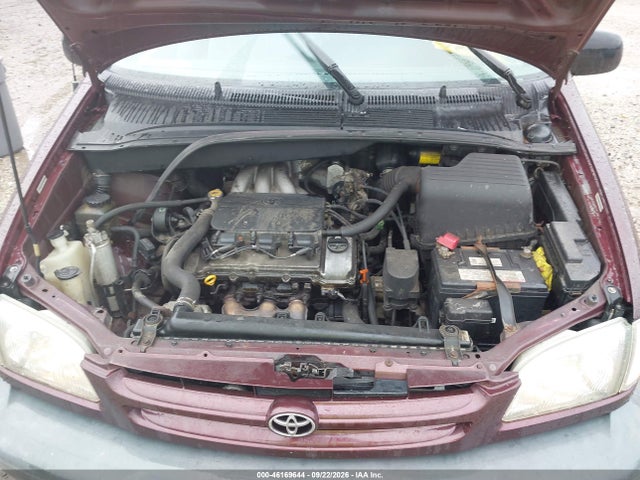 2000 Toyota Sienna Le მანქანა იყიდება აუქციონზე, vin: 4T3ZF13C0YU298994, აუქციონის ნომერი: 46169644
