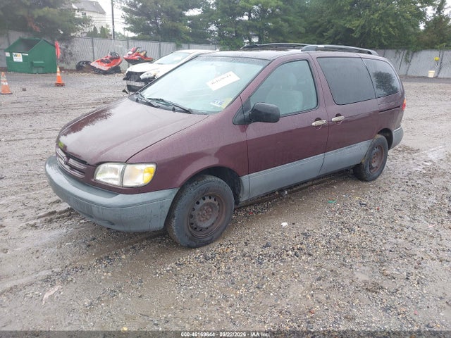 2000 Toyota Sienna Le მანქანა იყიდება აუქციონზე, vin: 4T3ZF13C0YU298994, აუქციონის ნომერი: 46169644
