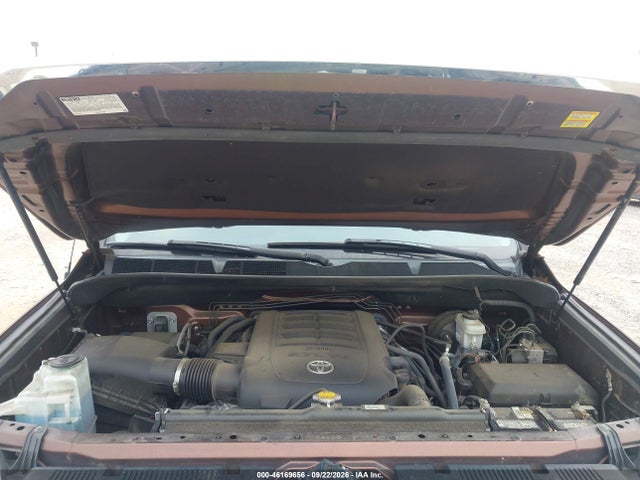 2017 Toyota Tundra Limited 5.7l V8 მანქანა იყიდება აუქციონზე, vin: 5TFBW5F17HX651679, აუქციონის ნომერი: 46169656