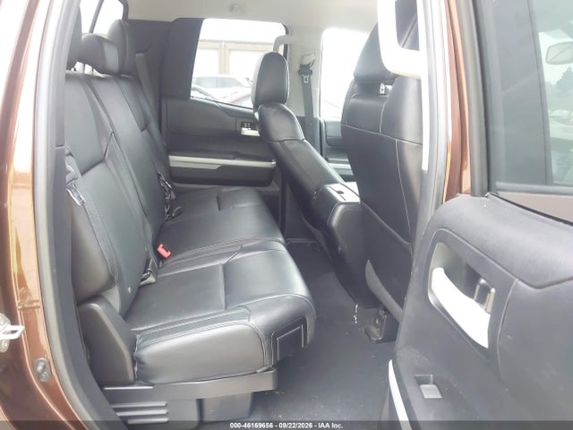 2017 Toyota Tundra Limited 5.7l V8 მანქანა იყიდება აუქციონზე, vin: 5TFBW5F17HX651679, აუქციონის ნომერი: 46169656