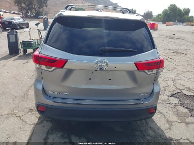 Продажа на аукционе авто 2019 Toyota Highlander Xle, vin: 5TDKZRFH2KS555208, номер лота: 46169669