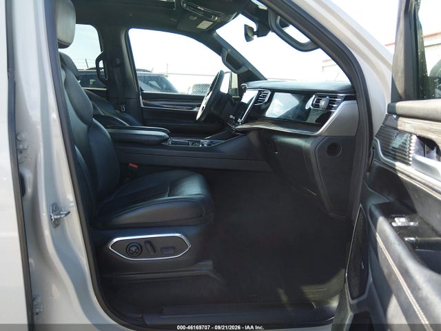 Продажа на аукционе авто 2022 Jeep Wagoneer Series Iii 4x4, vin: 1C4SJVDTXNS134596, номер лота: 46169707