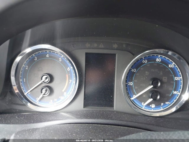 Toyota COROLLA SE 2017 5YFBURHE4HP687597 Image 7