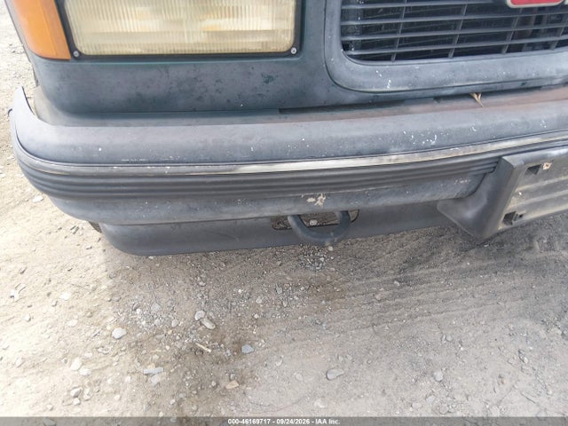 Продаж на аукціоні авто 1998 Gmc Suburban 1500 Sl, vin: 1GKFK16R3WJ734526, номер лоту: 46169717