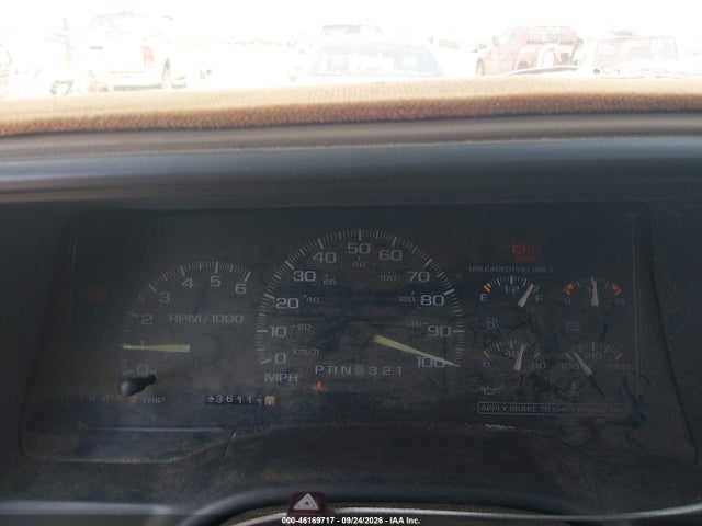 Продаж на аукціоні авто 1998 Gmc Suburban 1500 Sl, vin: 1GKFK16R3WJ734526, номер лоту: 46169717