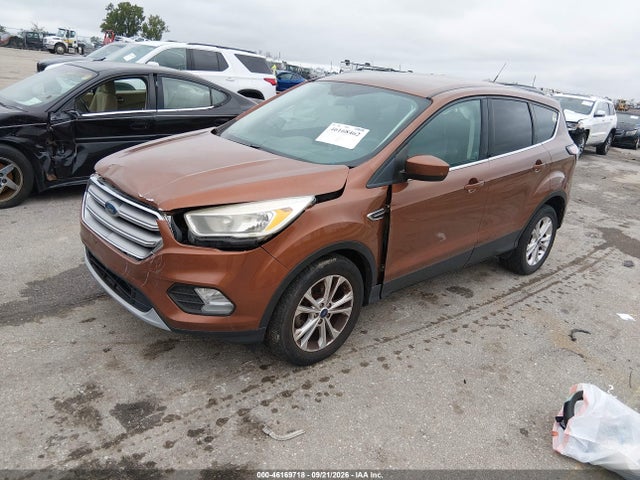 46169718 :رقم المزاد ، 1FMCU0GDXHUD94956 vin ، 2017 Ford Escape Se مزاد بيع